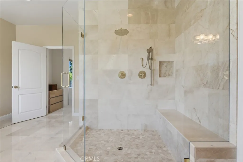 23023 Hatteras Street, Woodland Hills, California 91367 home-pic-25