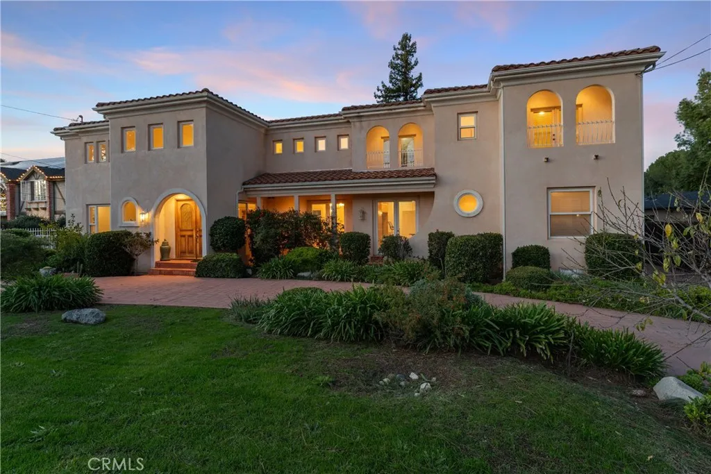 23023 Hatteras Street, Woodland Hills, California 91367 home-pic-55