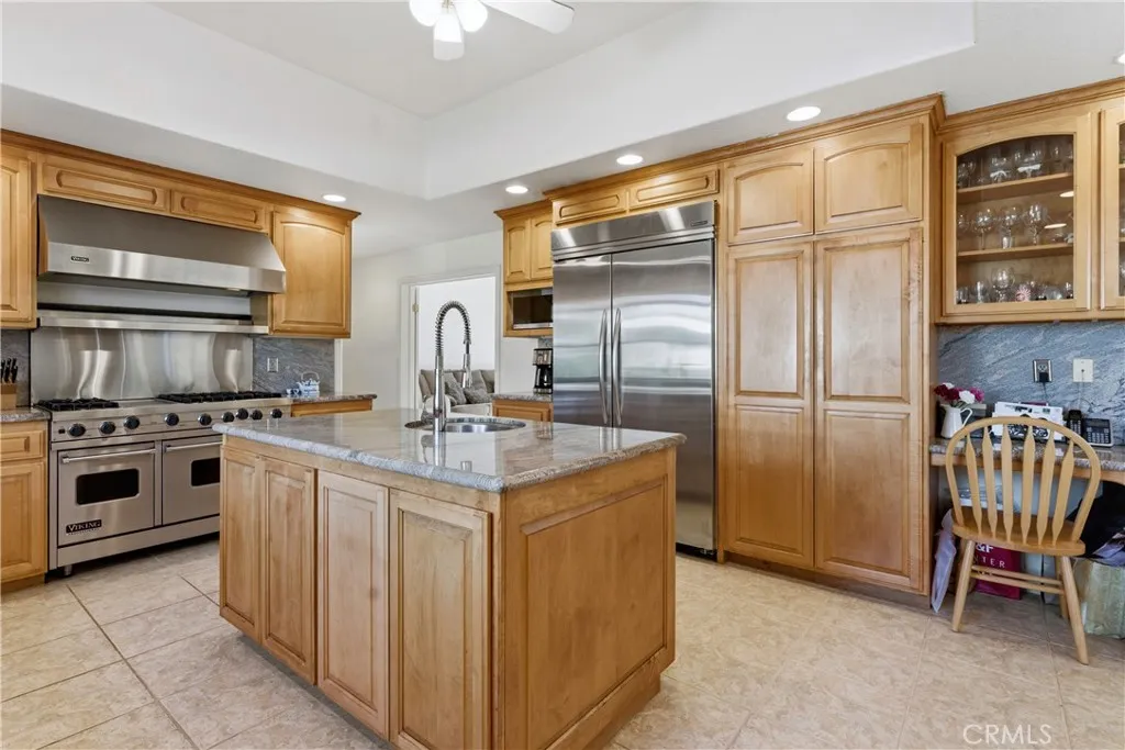 23023 Hatteras Street, Woodland Hills, California 91367 home-pic-13