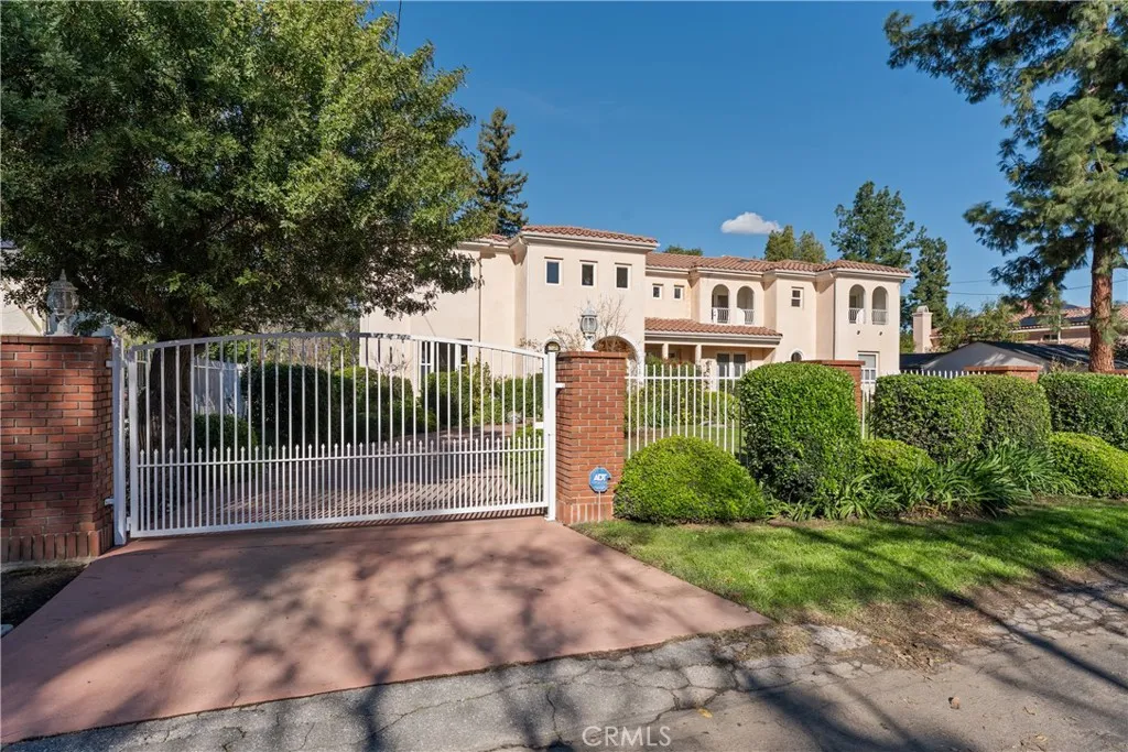 23023 Hatteras Street, Woodland Hills, California 91367 home-pic-45