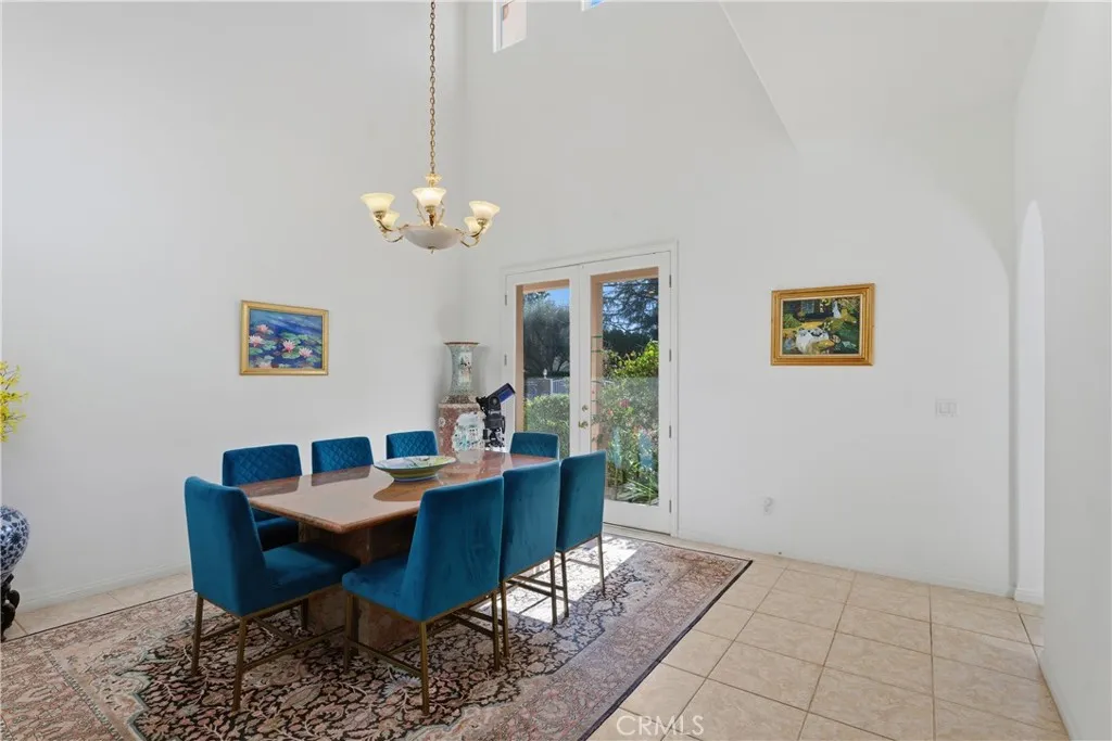 23023 Hatteras Street, Woodland Hills, California 91367 home-pic-16