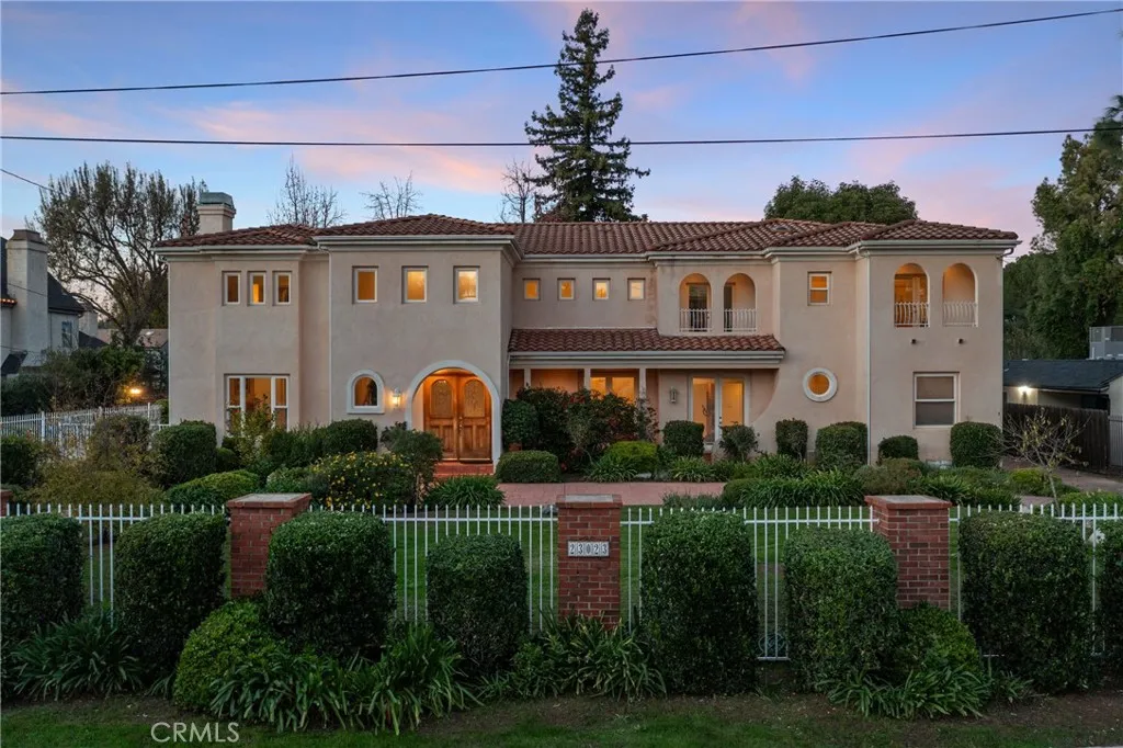23023 Hatteras Street, Woodland Hills, California 91367 home-pic-1