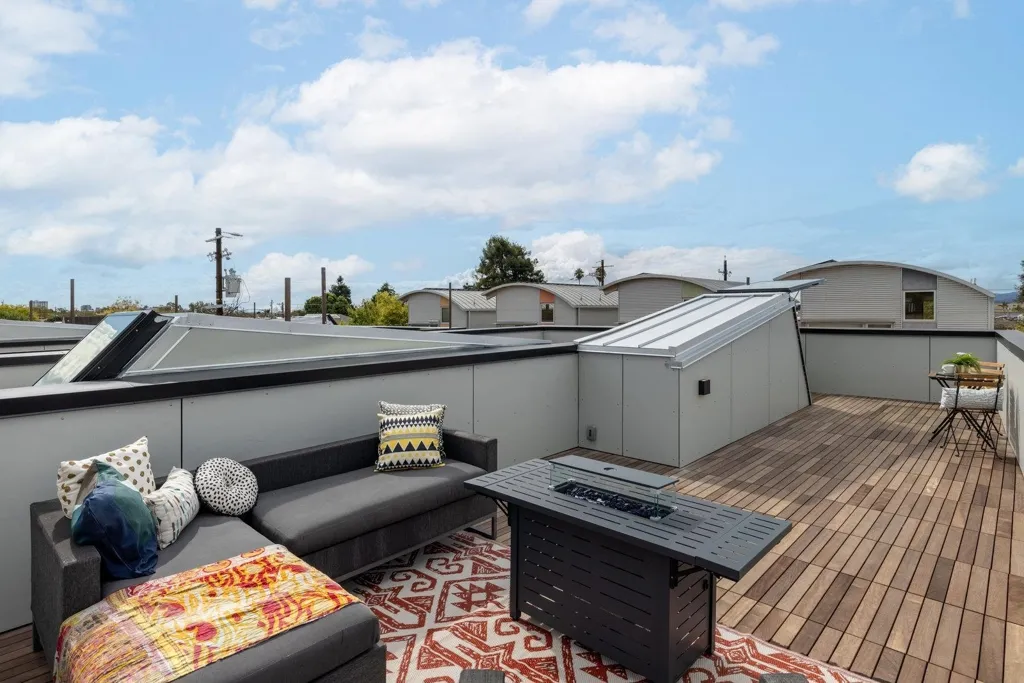 817 Jones, Berkeley, California 94710 home-pic-37