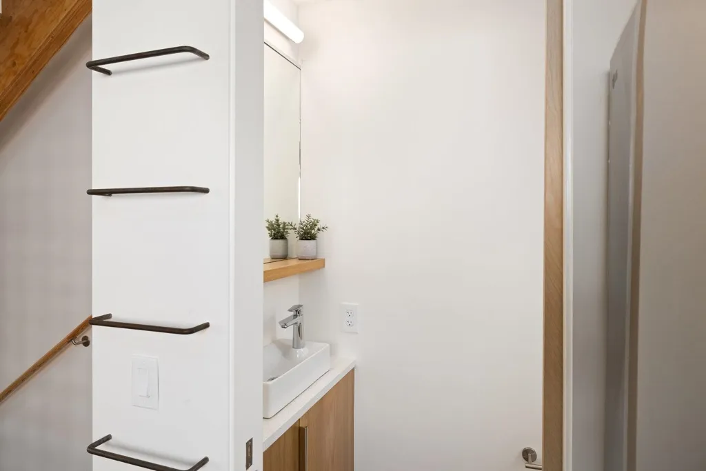 817 Jones, Berkeley, California 94710 home-pic-23