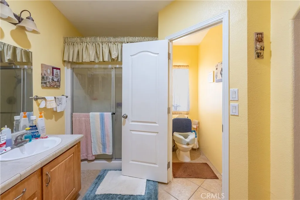 1253 Coral Avenue, Thermal, California 92274 home-pic-39