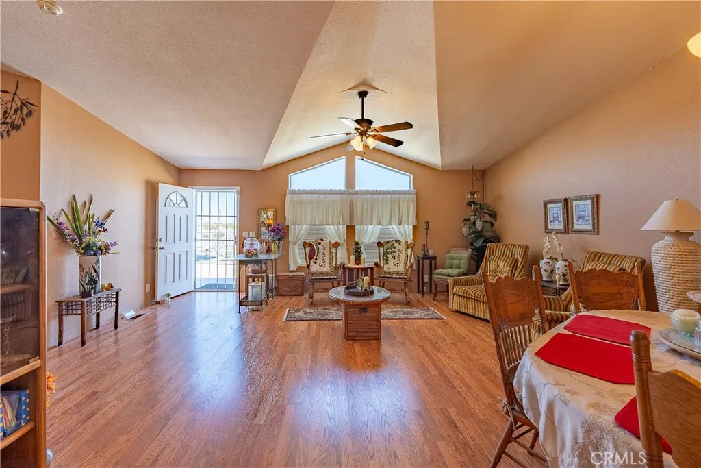 1253 Coral Avenue, Thermal, California 92274 home-pic-15
