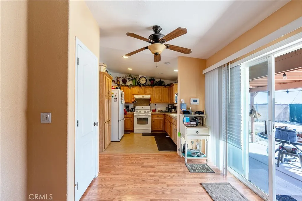 1253 Coral Avenue, Thermal, California 92274 home-pic-47
