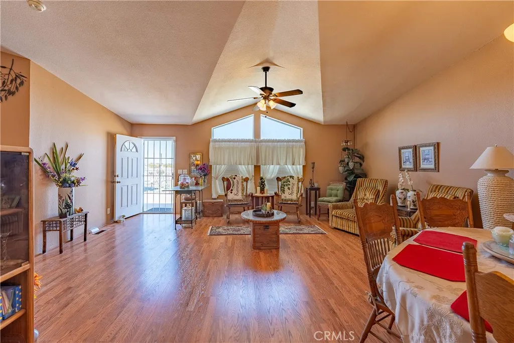1253 Coral Avenue, Thermal, California 92274 home-pic-44