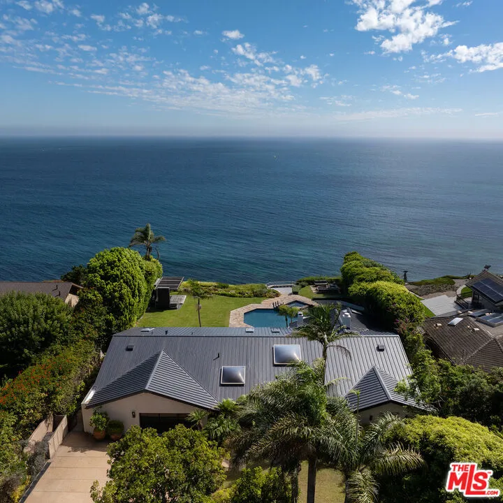 29020 Cliffside Drive, Malibu, California 90265 home-pic-1