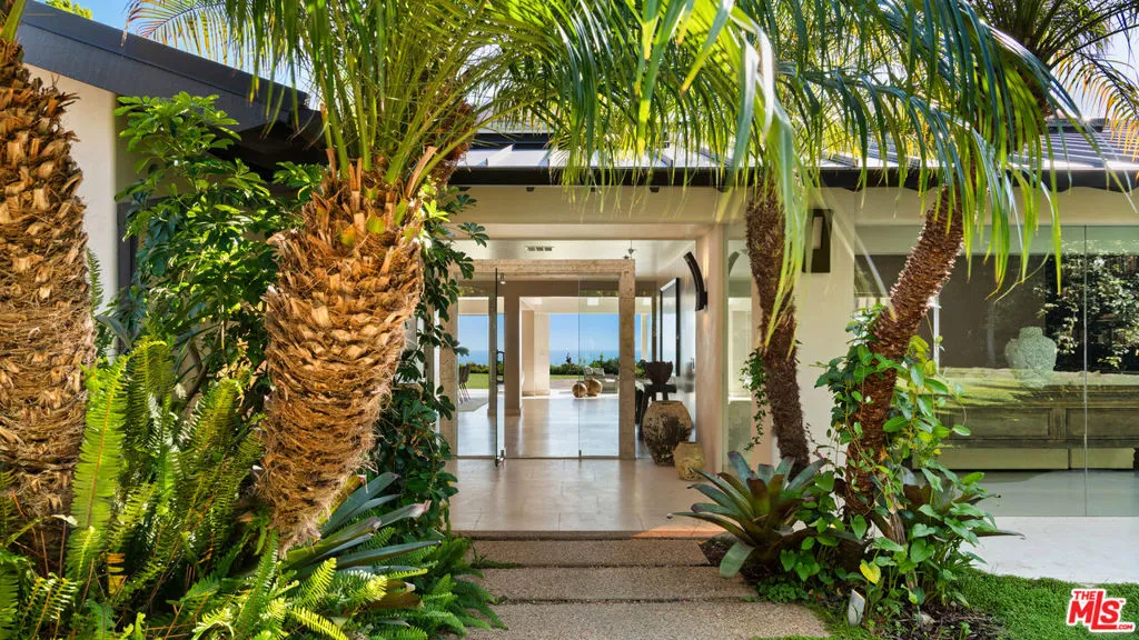 29020 Cliffside Drive, Malibu, California 90265 home-pic-9