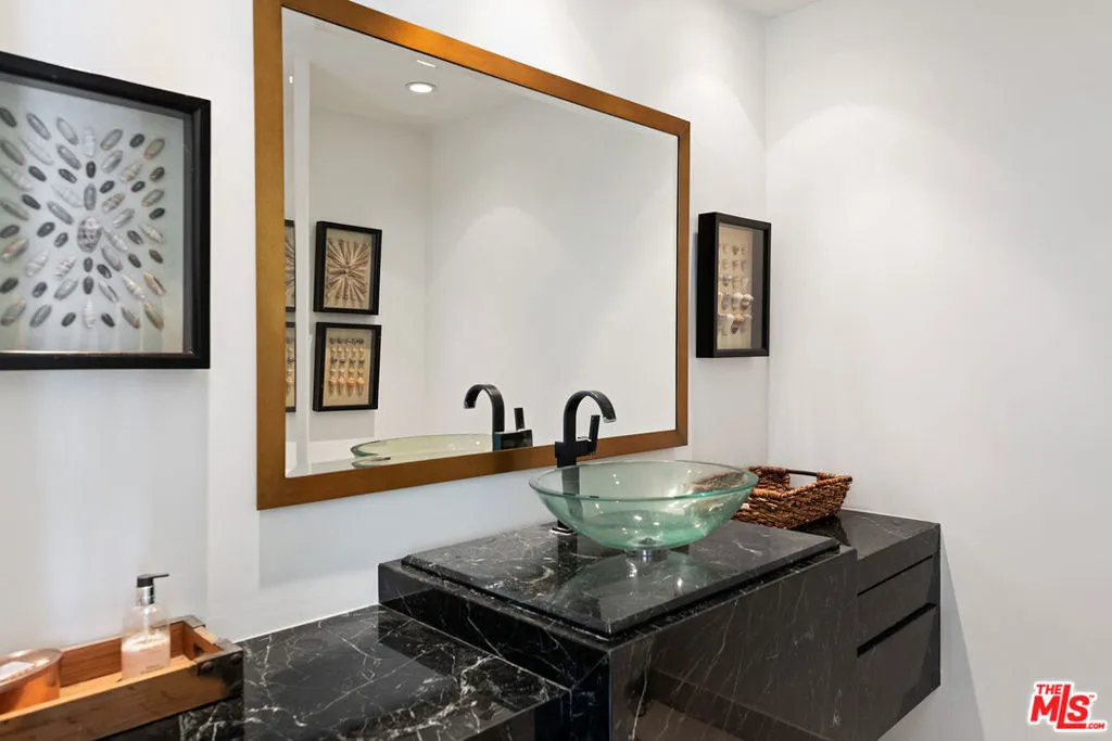 29020 Cliffside Drive, Malibu, California 90265 home-pic-38