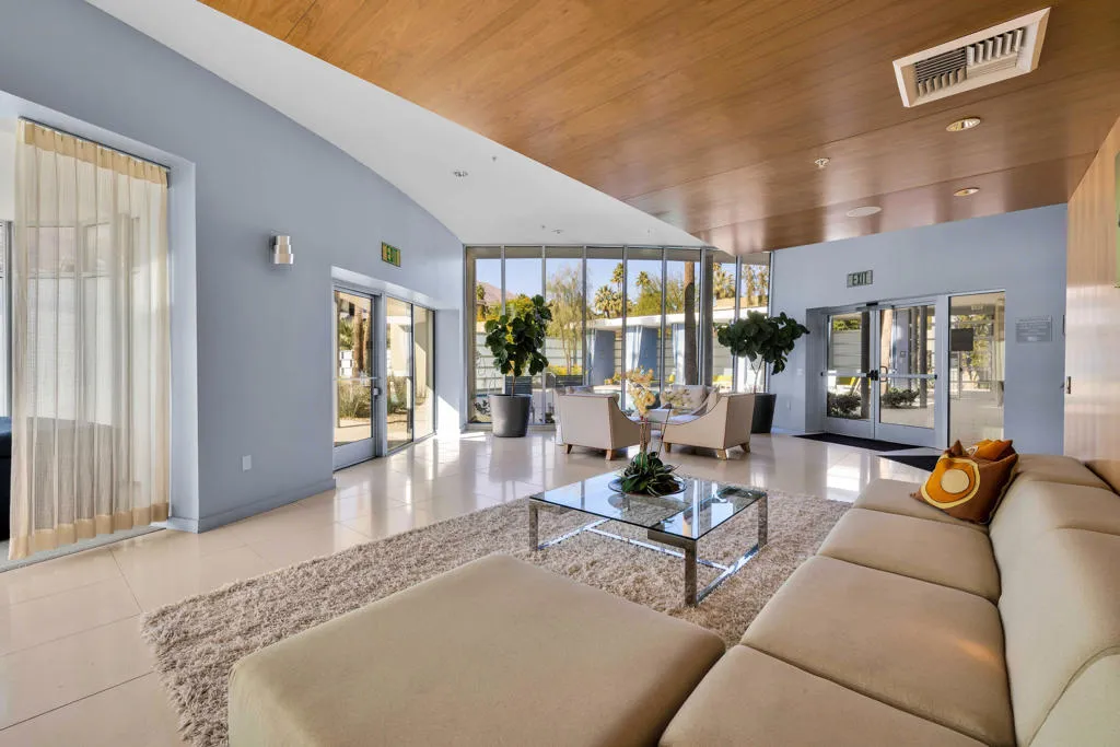 1028 E Palm Canyon Drive 207, Palm Springs, California 92264 home-pic-36