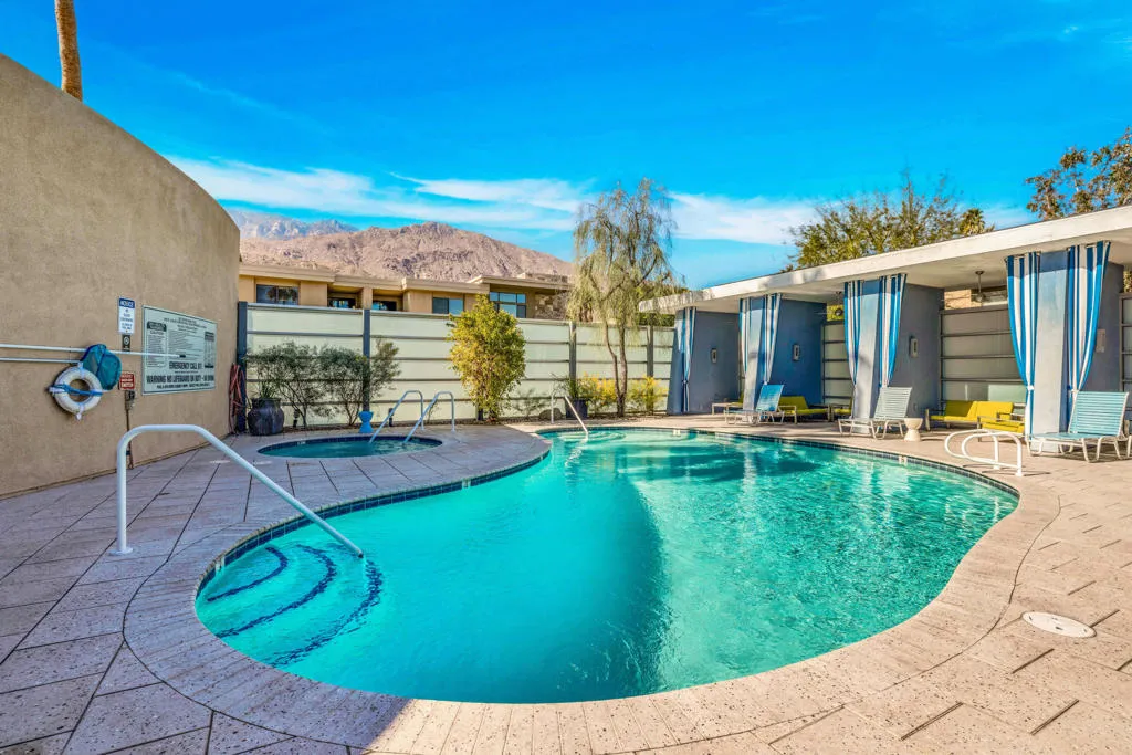 1028 E Palm Canyon Drive 207, Palm Springs, California 92264 home-pic-40