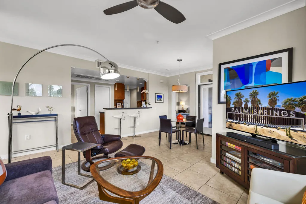 1028 E Palm Canyon Drive 207, Palm Springs, California 92264 home-pic-7