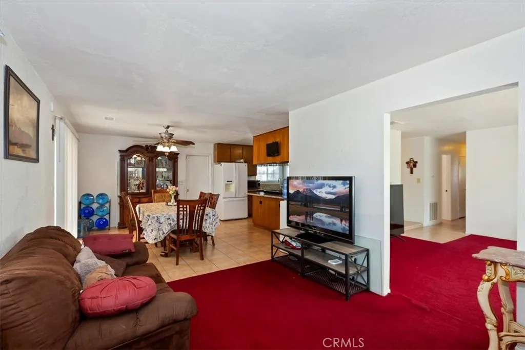 15873 La Paz Drive, Victorville, California 92395 home-pic-15