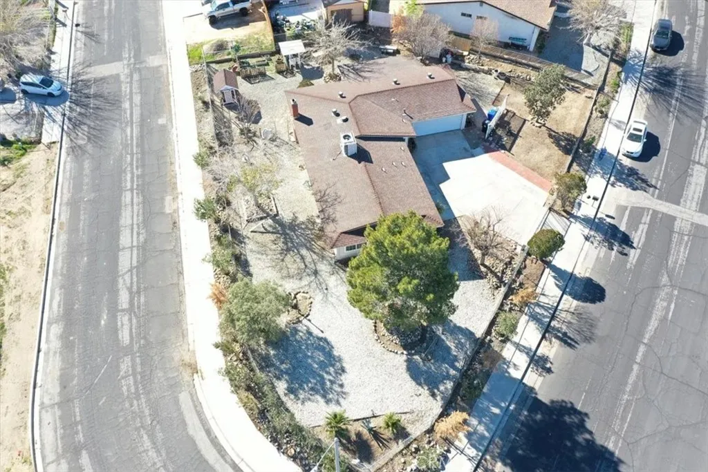 15873 La Paz Drive, Victorville, California 92395 home-pic-41