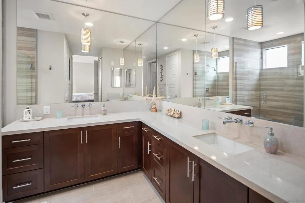 8573 Aspect Drive, San Diego, California 92108 home-pic-17