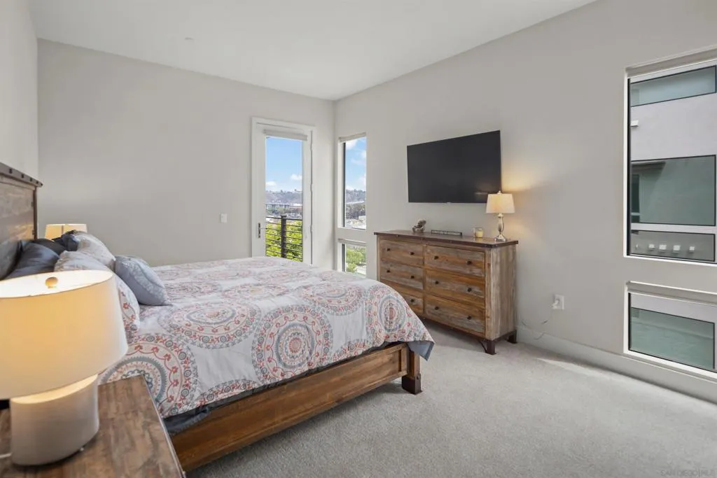 8573 Aspect Drive, San Diego, California 92108 home-pic-15