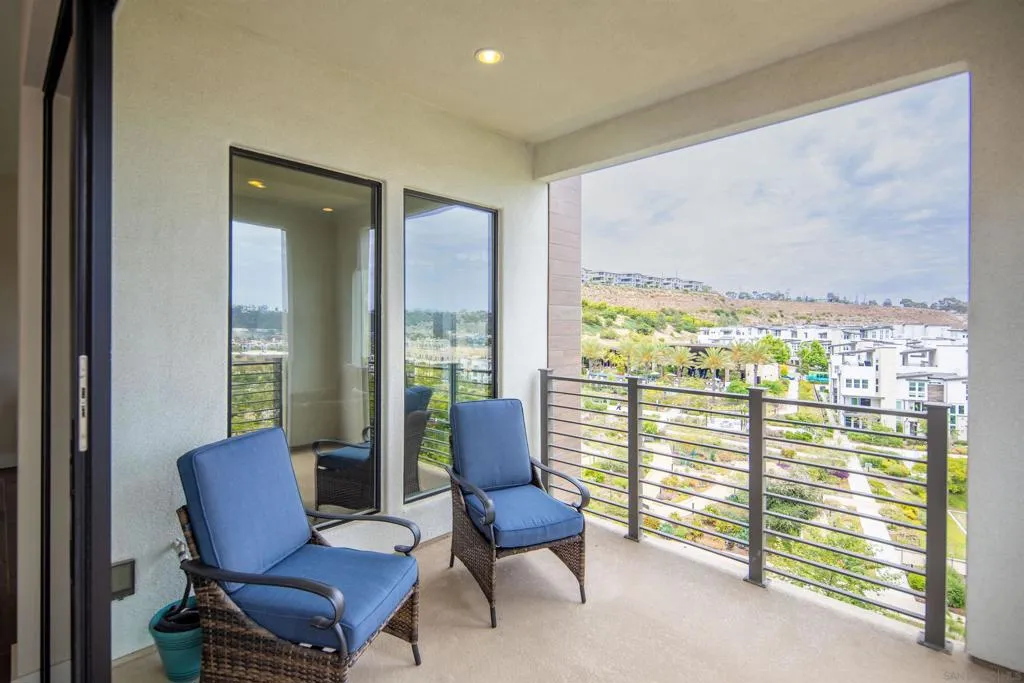 8573 Aspect Drive, San Diego, California 92108 home-pic-11