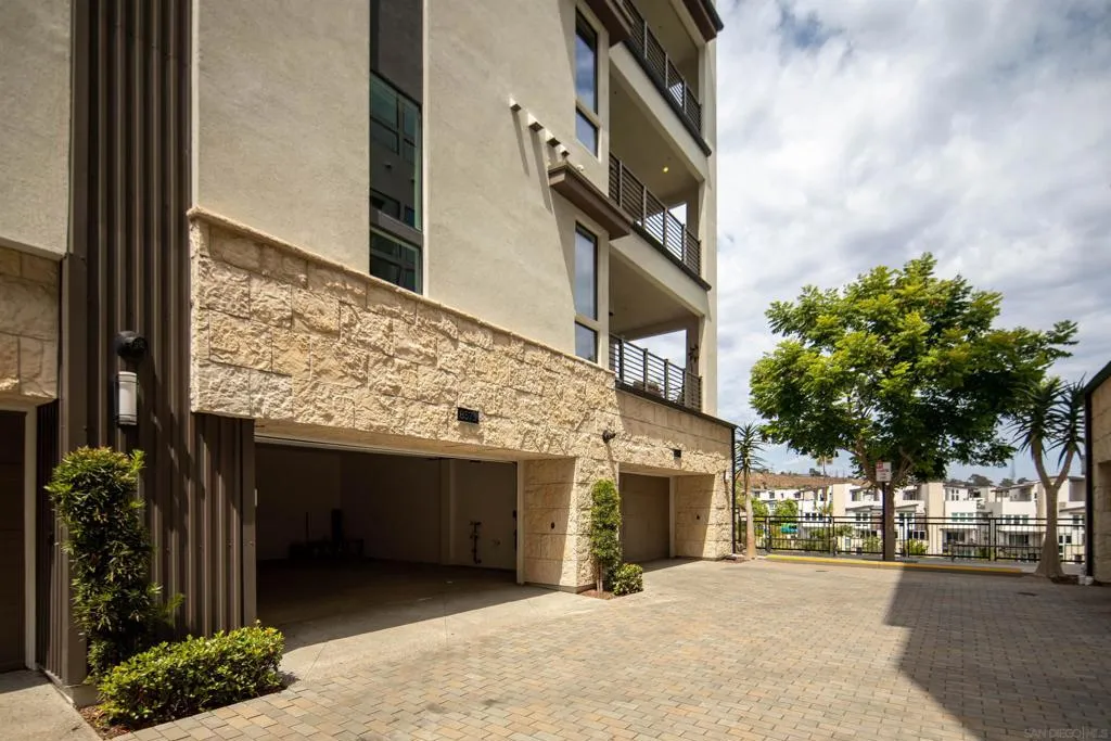 8573 Aspect Drive, San Diego, California 92108 home-pic-27