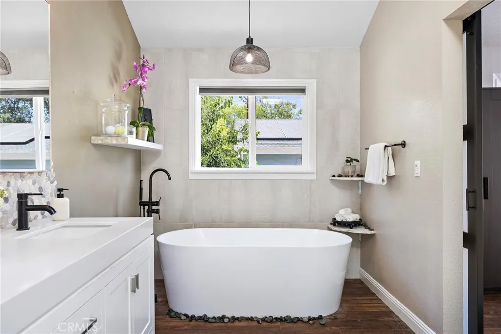 20462 Pine Road, Trabuco Canyon, California 92679 home-pic-17