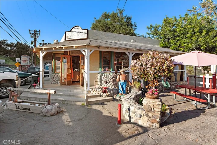 20462 Pine Road, Trabuco Canyon, California 92679
