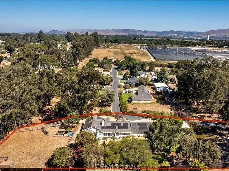 760 Black Oak Lane, Nipomo, California 93444 home-pic-35
