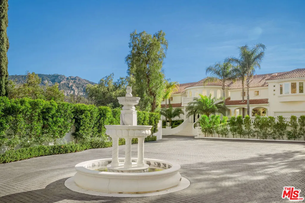 25665 Mulholland Highway, Calabasas, California 91302 home-pic-35