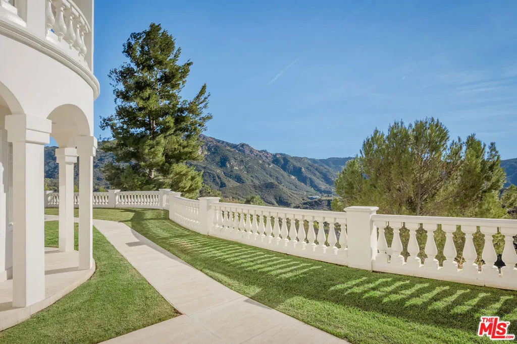 25665 Mulholland Highway, Calabasas, California 91302 home-pic-6
