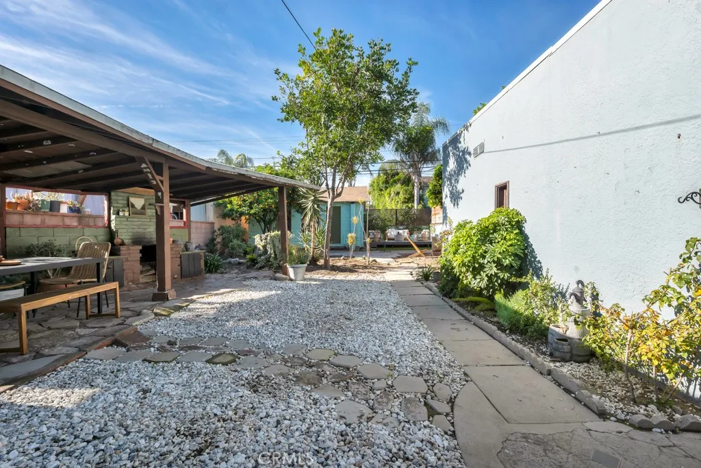3118 Glenhurst Ave, Los Angeles, California 90039 home-pic-22