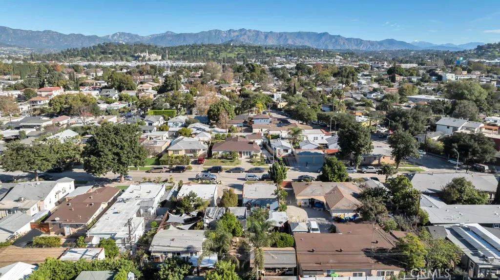 3118 Glenhurst Ave, Los Angeles, California 90039 home-pic-37