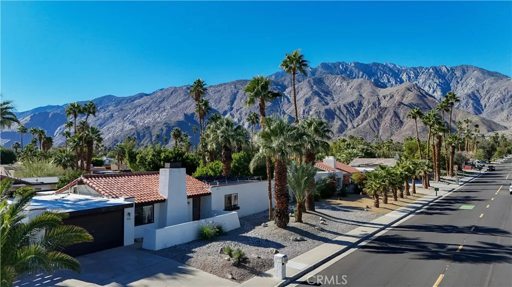 1133 E Via Escuela, Palm Springs, California 92262 home-pic-41