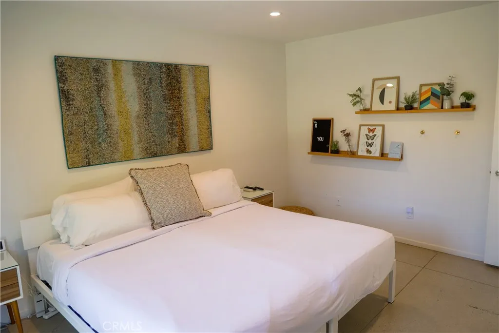 1133 E Via Escuela, Palm Springs, California 92262 home-pic-18