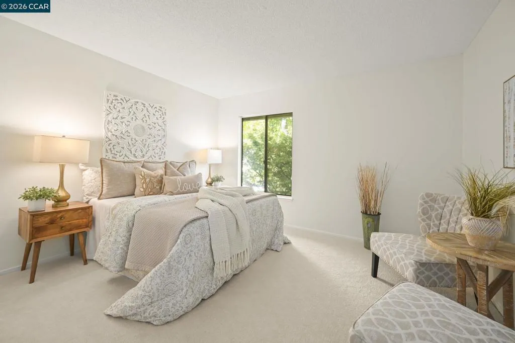 1324 Singingwood Court  home-pic-17