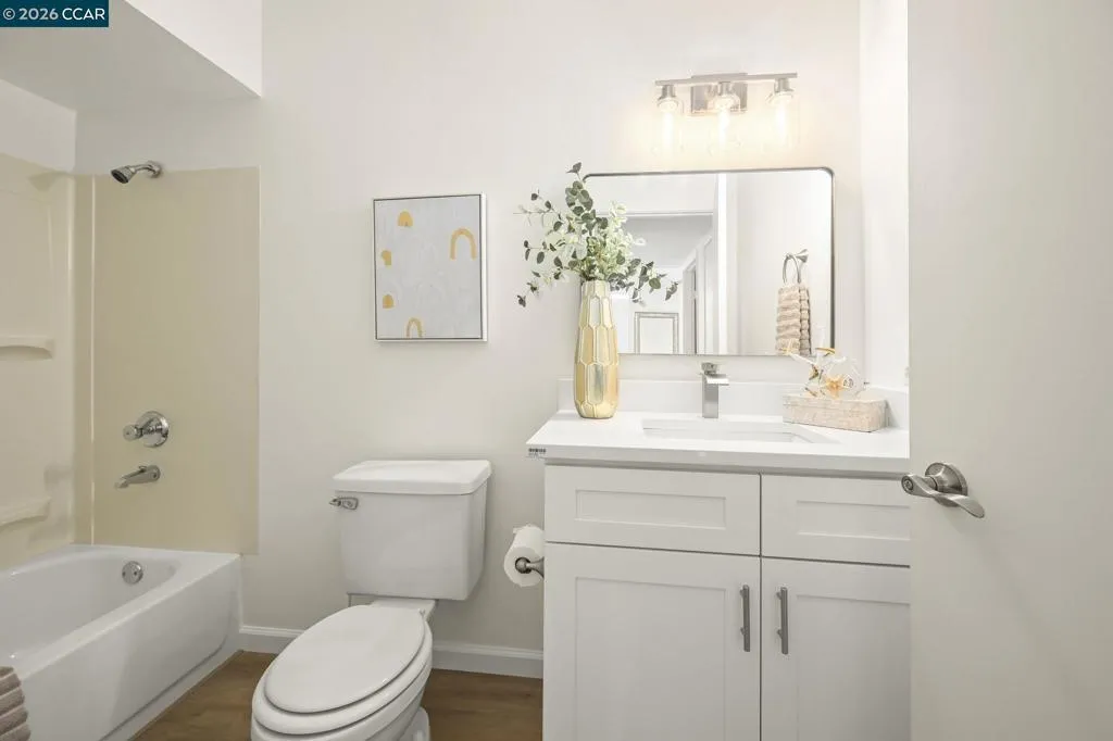 1324 Singingwood Court  home-pic-16