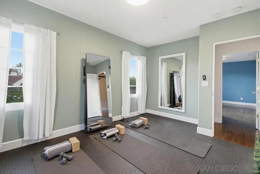 4348 Middlesex, San Diego, California 92116 home-pic-65
