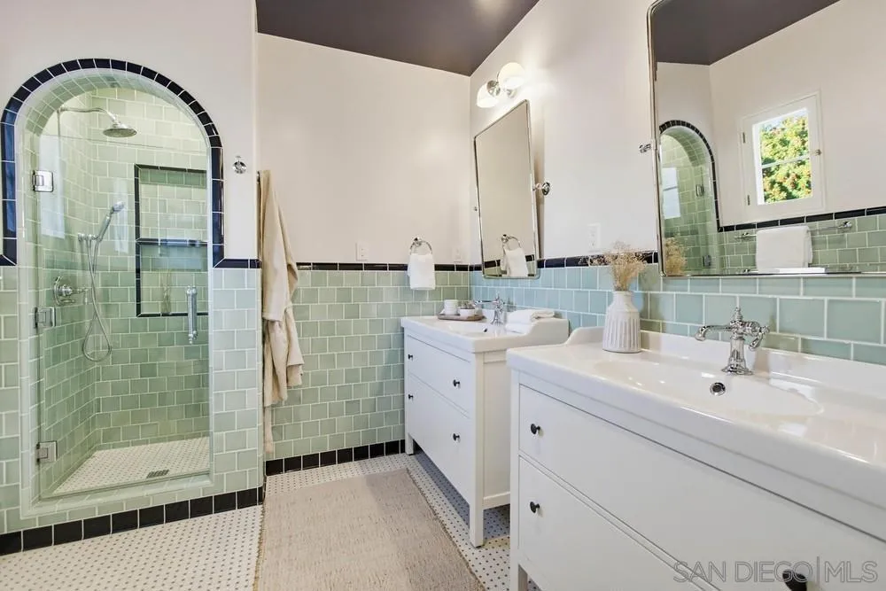 4348 Middlesex, San Diego, California 92116 home-pic-66