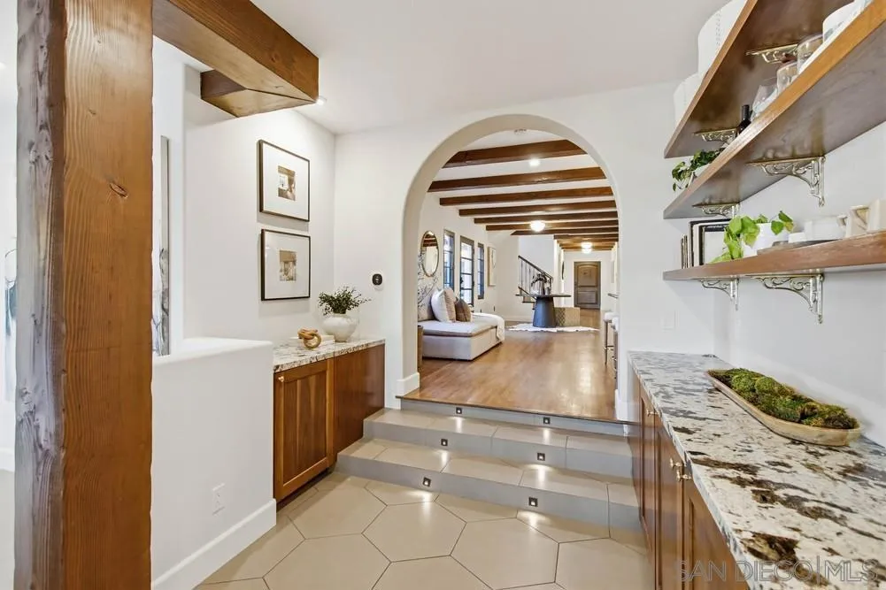4348 Middlesex, San Diego, California 92116 home-pic-24