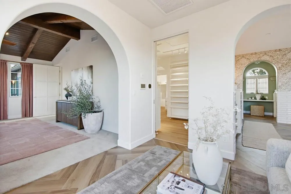 4348 Middlesex, San Diego, California 92116 home-pic-44