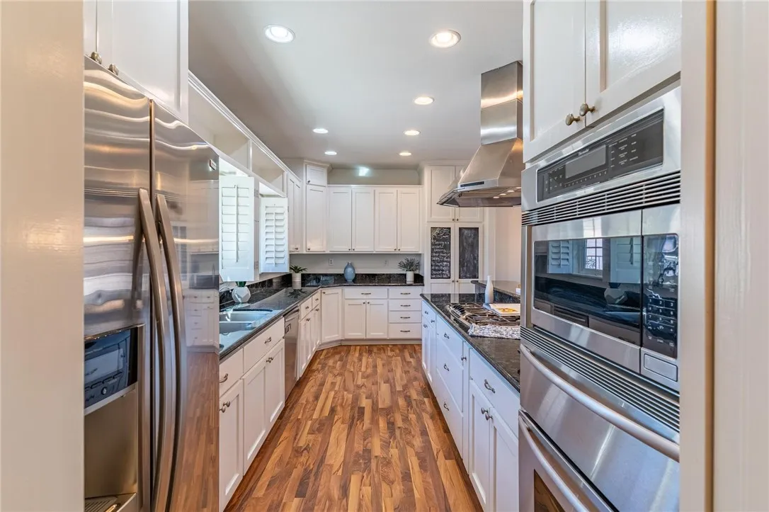 5443 Golondrina Drive, San Bernardino, California 92404 home-pic-11