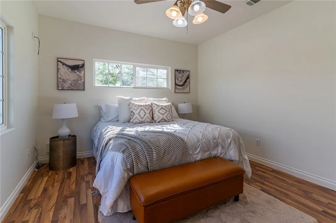 5443 Golondrina Drive, San Bernardino, California 92404 home-pic-23