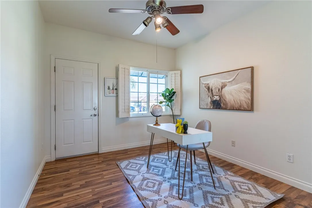 5443 Golondrina Drive, San Bernardino, California 92404 home-pic-16
