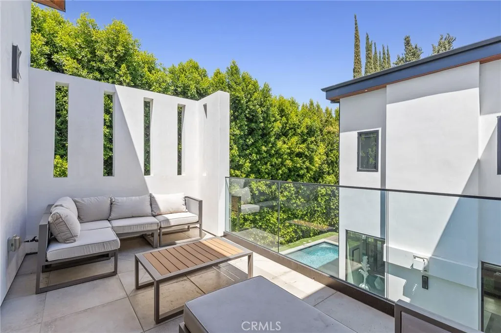 15241 Greenleaf, Sherman Oaks, California 91403 home-pic-65