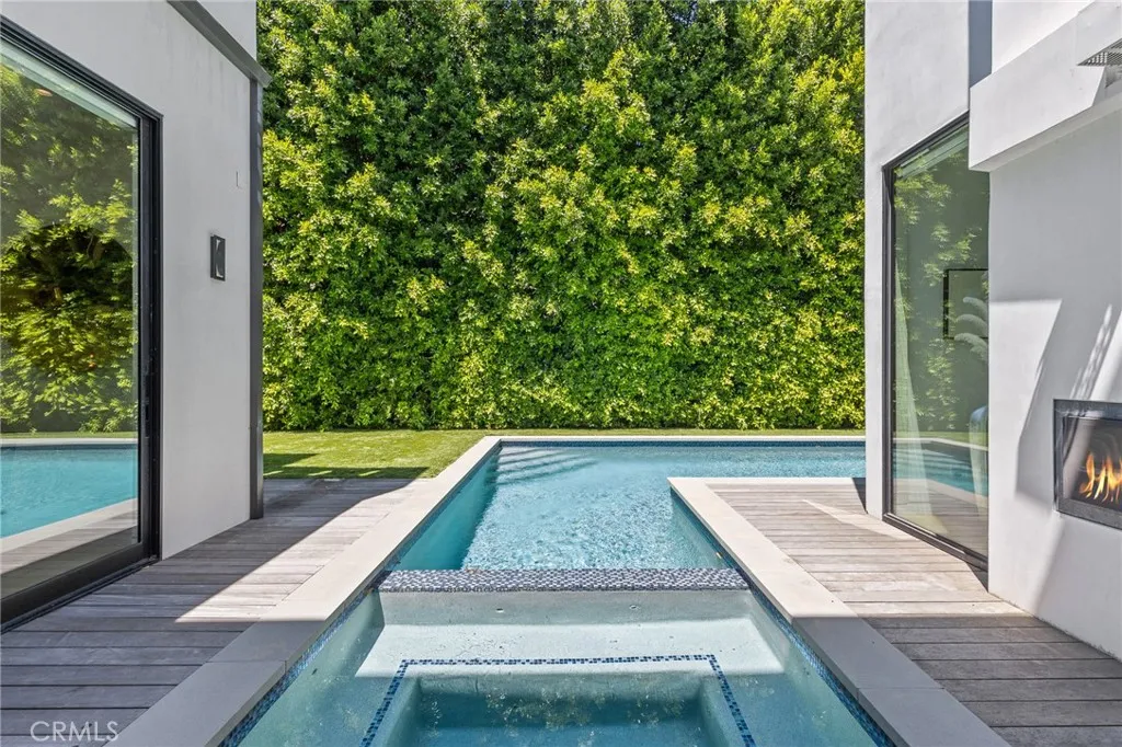 15241 Greenleaf, Sherman Oaks, California 91403 home-pic-37