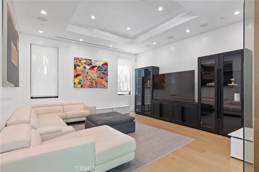 15241 Greenleaf, Sherman Oaks, California 91403 home-pic-14