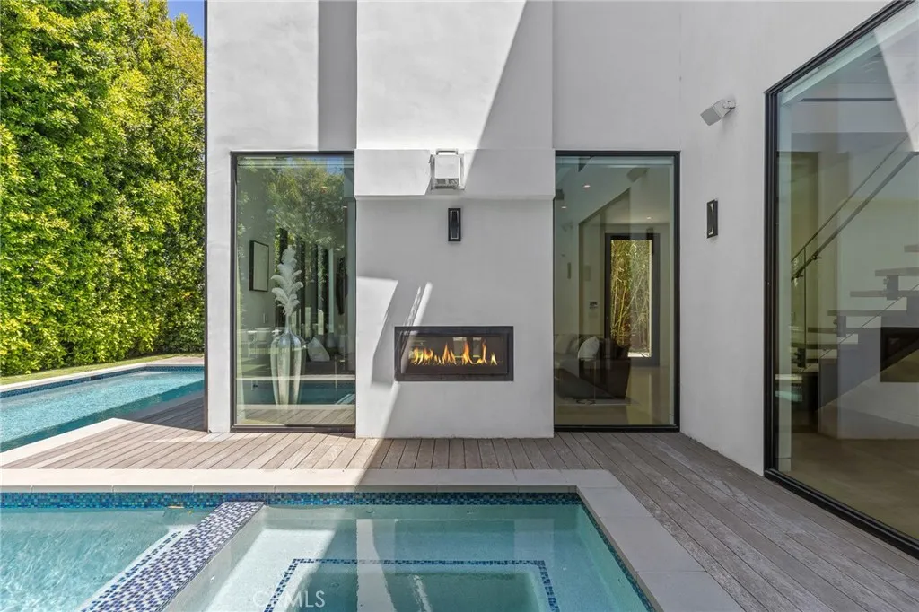 15241 Greenleaf, Sherman Oaks, California 91403 home-pic-35
