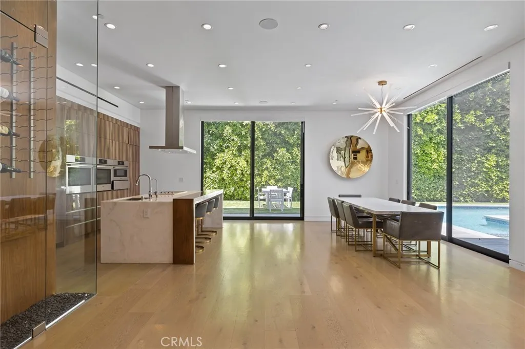 15241 Greenleaf, Sherman Oaks, California 91403 home-pic-11