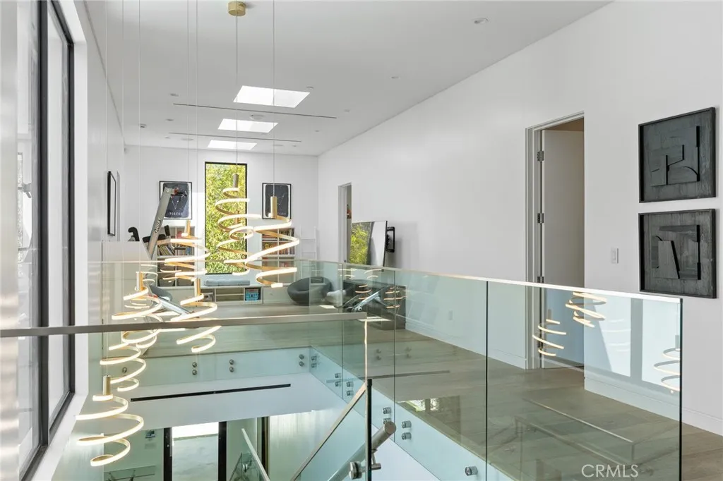 15241 Greenleaf, Sherman Oaks, California 91403 home-pic-72