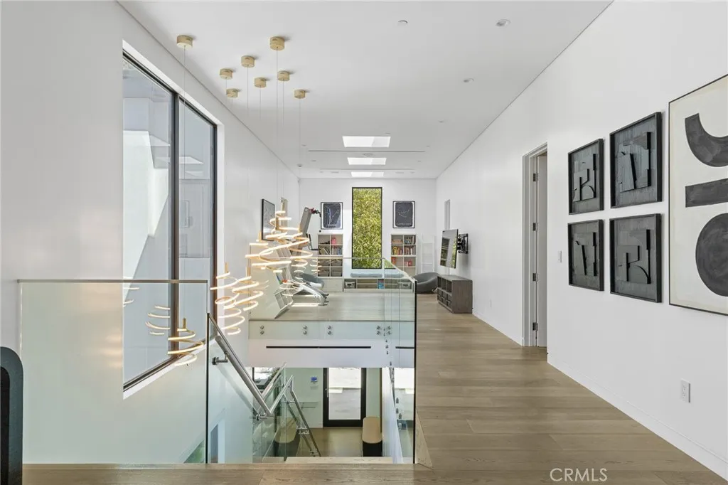 15241 Greenleaf, Sherman Oaks, California 91403 home-pic-71