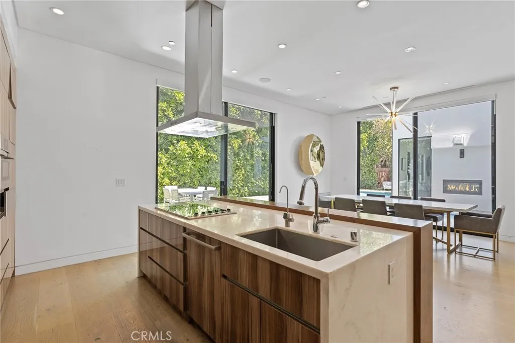15241 Greenleaf, Sherman Oaks, California 91403 home-pic-9